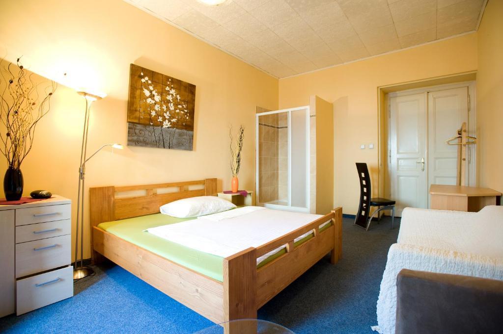 Club Hotel Praha Bilik gambar