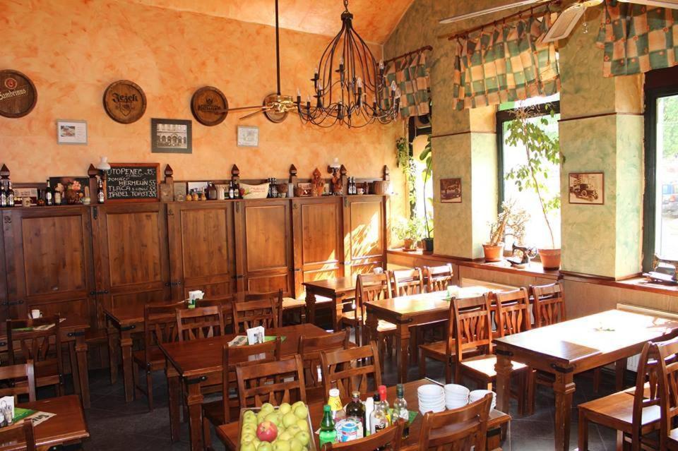 Club Hotel Praha Luaran gambar