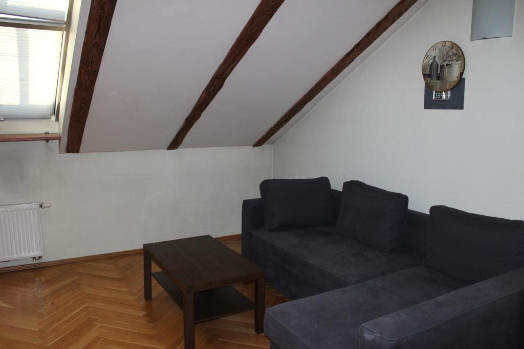 Club Hotel Praha Bilik gambar